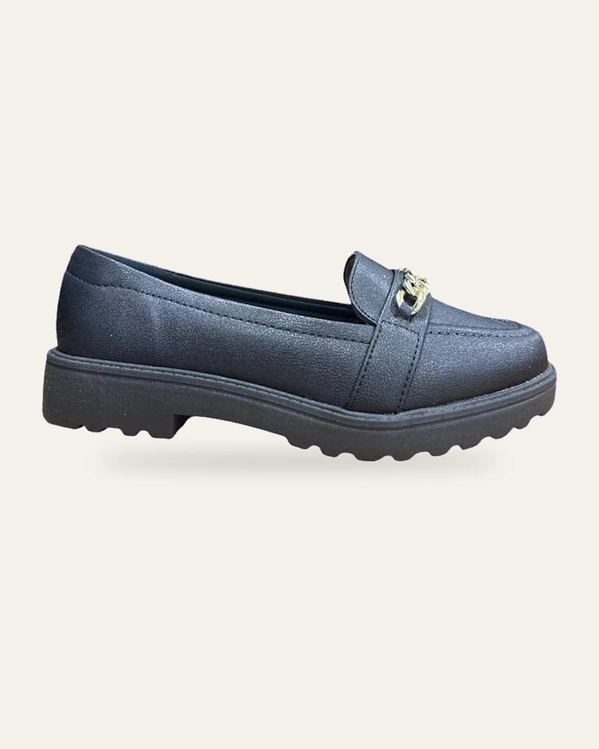 Mocassim preto ouro claro